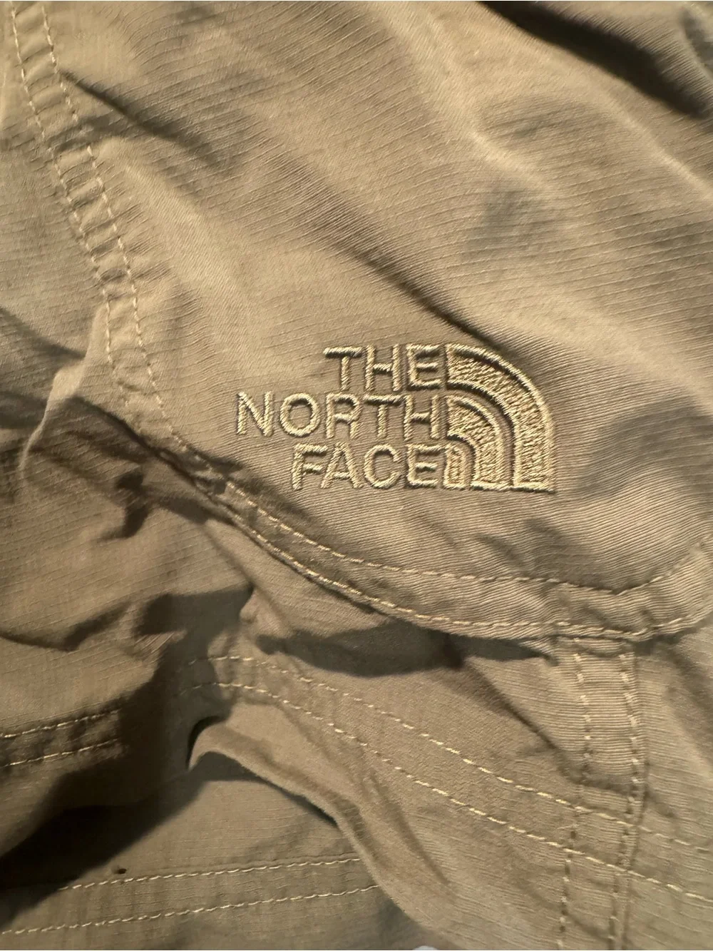 *The North Face Men's Cargo Shorts — Olive